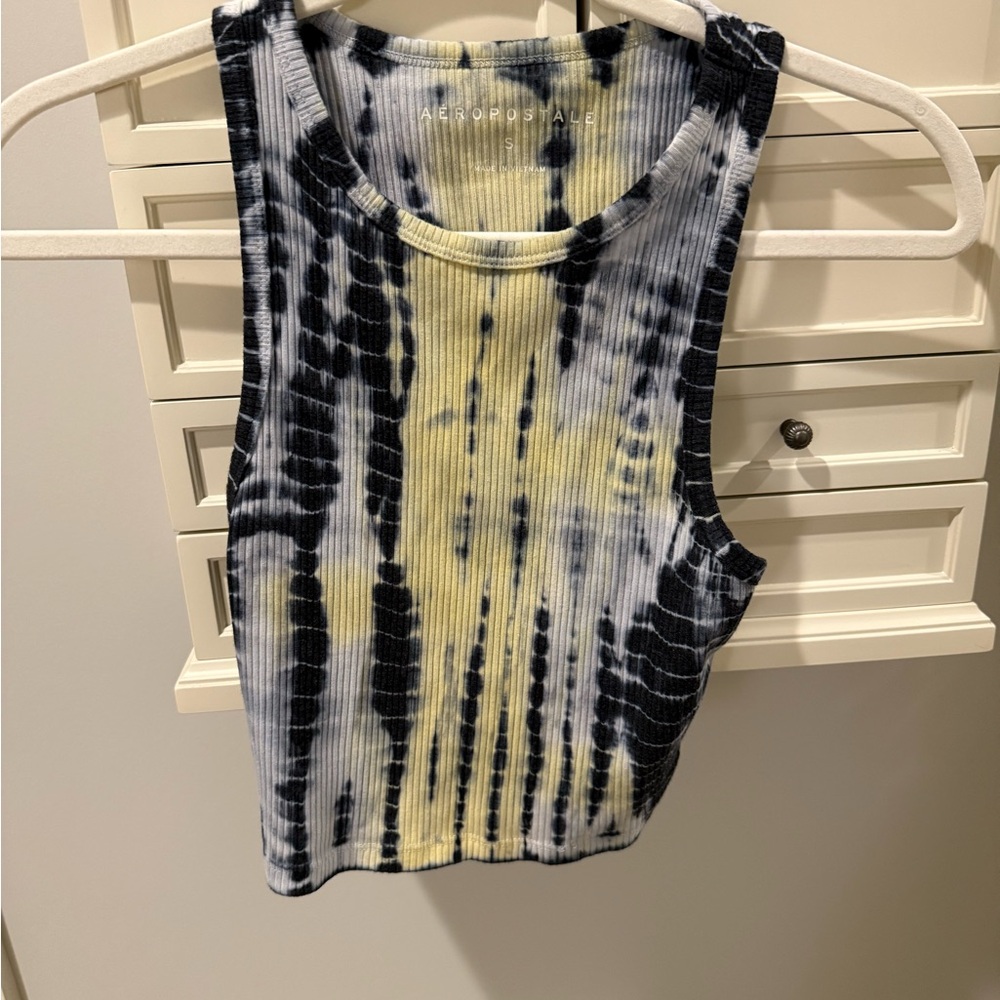 Aeropostale Black and Yellow Sleeveless Tank Top